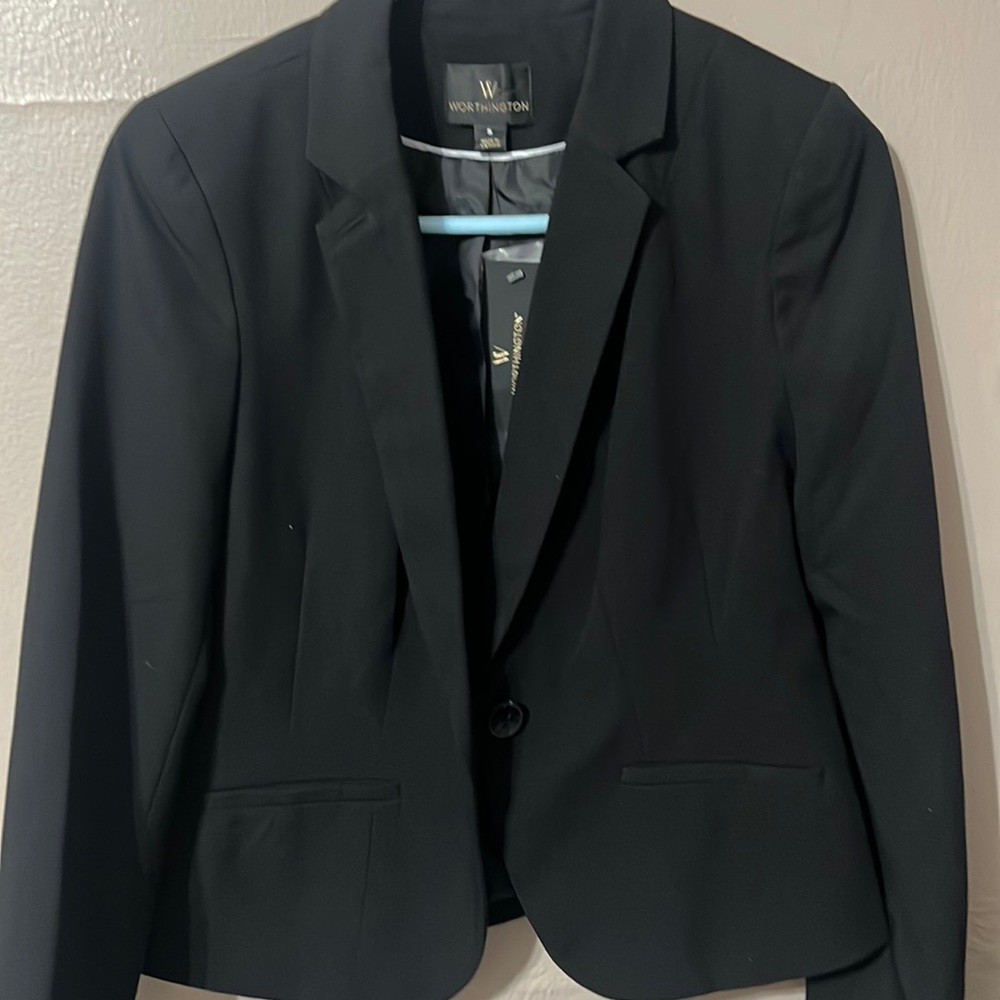 Worthington cropped black blazer size small